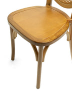 Silla Shelly